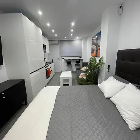 Apartment En Casco Antiguo De *